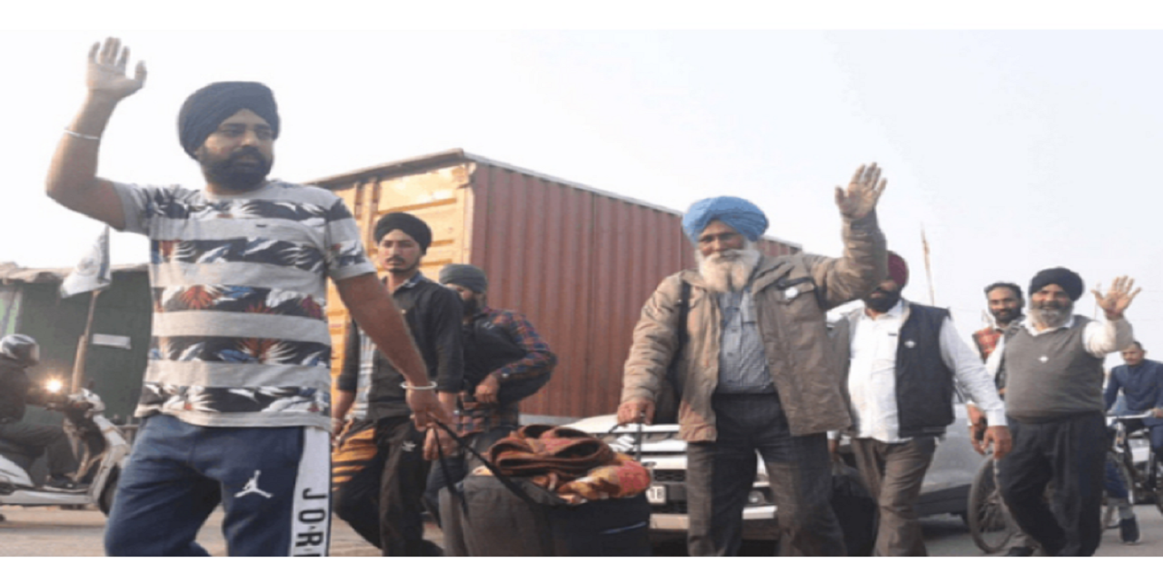 Farmers Protest : मोदी सरकार को झुकाने के बाद दिल्ली बॉर्डर से किसानों की घर वापसी शुरू, 15 दिसंबर तक खाली होगा यूपी गेट