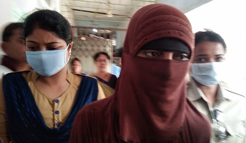 21 वर्षीय तानिया को NIA ने लश्कर हैंडलर होने के आरोप में कोलकाता से किया गिरफ्तार
