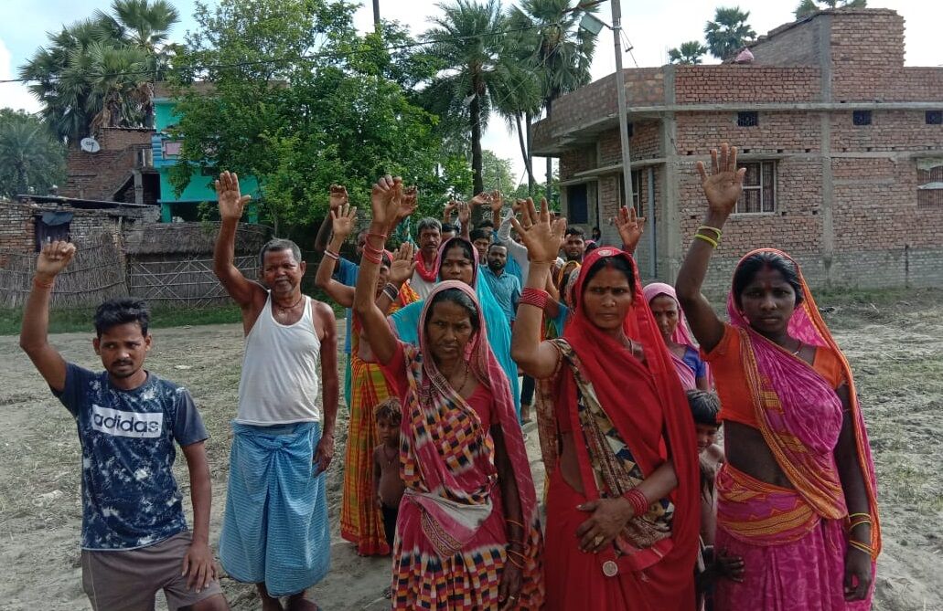 BJP के राष्ट्रीय प्रवक्ता रूडी के गृहक्षेत्र की एक दलित बस्ती ऐसी, जहां आजादी के 73 साल भी नहीं बनी सड़क