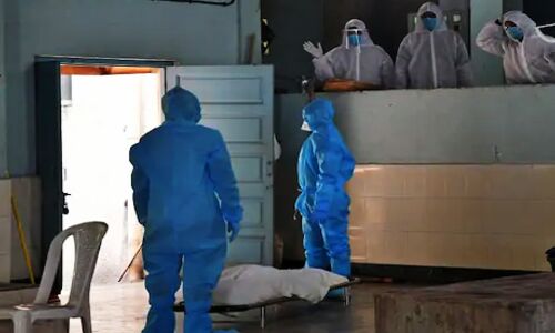 गुजरात में हर रोज कोरोना हो रही औसत 30 मौतें, मरने वालों का आंकड़ा 1500 के पार