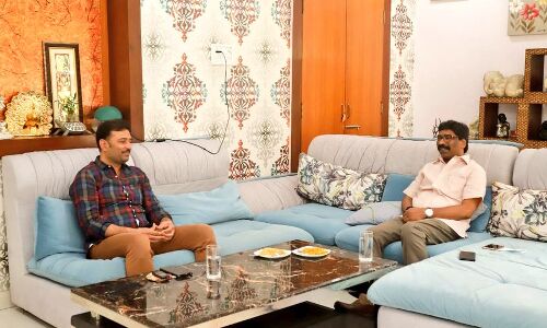 झारखंड : हेमंत सोरेन ने की सुदेश महतो से मुलाकात, राज्यसभा के लिए मांगा समर्थन