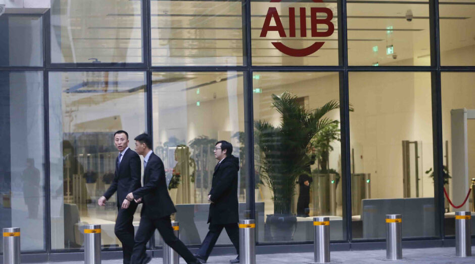 कोरोना से लड़ने के लिए चीन के नेतृत्व वाले बैंक ने भारत के लिए मंजूर किया 750 मिलियन डॉलर का लोन