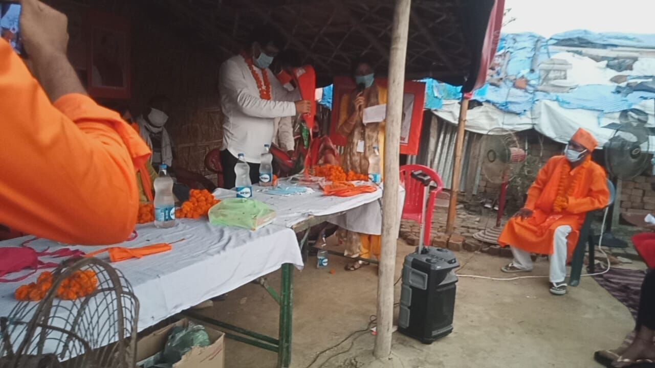 लखनऊ में दलित महिला की झुग्गी कब्जाकर भाजपा ने बना लिया आफिस, अब मिल रही जान से मारने की धमकी