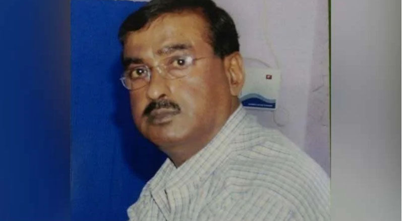 बंगाल में तृणमूल विधायक तमोनाश घोष की कोरोना से मौत, ममता ने जताया दुःख बंगाल में तृणमूल विधायक तमोनाश घोष की कोरोना से मौत, ममता ने जताया दुःख