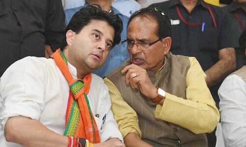 मप्र में भूखे-नंगे के बाद आइटम पर गरमाई सियासत, भाजपा दलित महिला का अपमान बता कांग्रेस पर हुई हमलावर