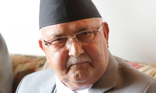 अपनी ही पार्टी से परेशान नेपाली प्रधानमंत्री ओली दे सकते हैं इस्तीफा