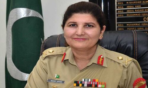 पहली बार पाकिस्तानी सेना में एक महिला बनी लेफ्टिनेंट जनरल