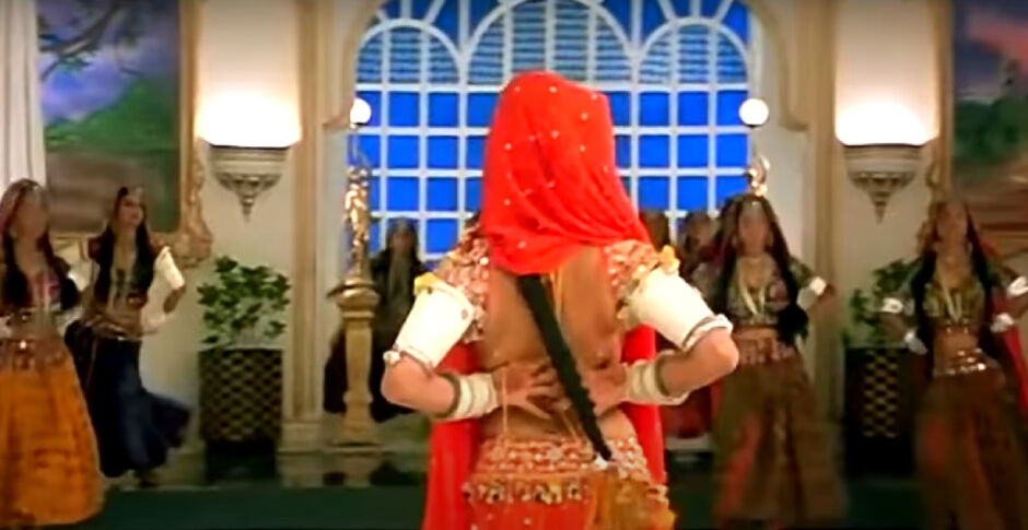 एक यौन कुंठित सिने-प्रेमी समाज में सरोज खान का होना क्या मायने रखता है?