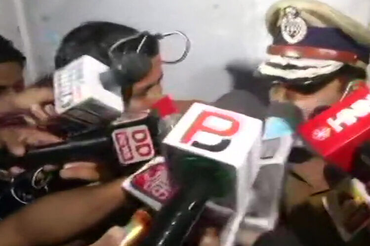 कानपुर के IG ने कहा, पुलिस इनकाउंटर में मारा गया विकास दुबे