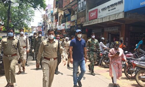 झारखंड के दो उपायुक्त कार्यालय कोरोना संक्रमण की वजह से सील, हजारीबाग में बढाया गया लाॅकडाउन