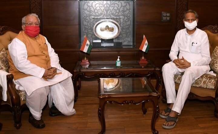 पायलट के करीबियों पर गाज, यूथ कांग्रेस और सेवादल के प्रदेश अध्यक्ष की भी छुट्टी,  गहलोत ने कहा बीजेपी का शो था