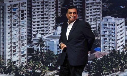 मुकेश अंबानी अब दुनिया के छठे सबसे अमीर व्यक्ति, कई दिग्गजों को पीछे छोड़ा