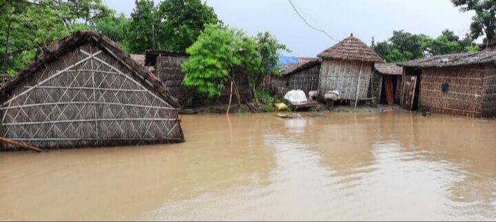 बिहार: गंगा-गंडक का पानी स्थिर होने से राहत, राज्य के आधा दर्जन जिले बाढ़ से हैं प्रभावित