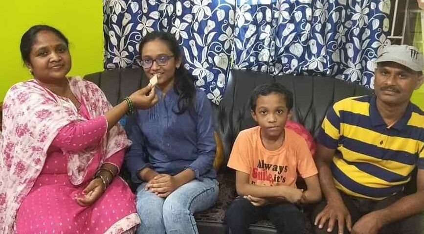 झारखंड में इन दिनों इस वजह से चर्चा में हैं लीजा उरांव, आइएएस बनने के संकल्प