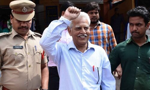 वरवर राव की रिहाई तो अदालत से होगी, हिंदी के कवियों को कौन रिहा करेगा?