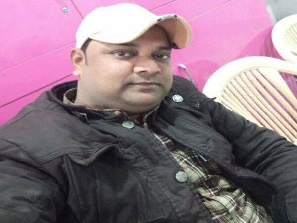 गाजियाबाद में छेड़खानी का विरोध करने पर अपराधियों की गोली के शिकार हुए पत्रकार विक्रम जोशी की मौत