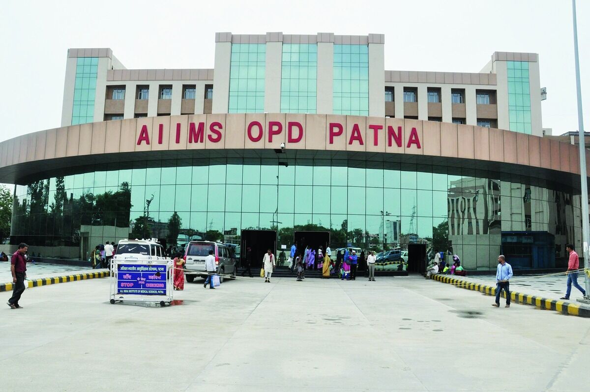 पटना एम्स की पांचवीं मंजिल से छलांग लगाकर कोरोना मरीज ने की खुदकुशी