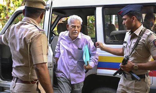 वरवर राव के परिवार ने NHRC से की हस्तक्षेप की मांग, उनके स्वास्थ्य की नहीं दी जा रही जानकारी