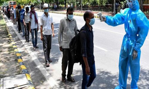 भारत में एक दिन में कोरोना के सर्वाधिक 55 हजार से अधिक मामले मिले भारत में एक दिन में कोरोना के सर्वाधिक 55 हजार से अधिक मामले मिले