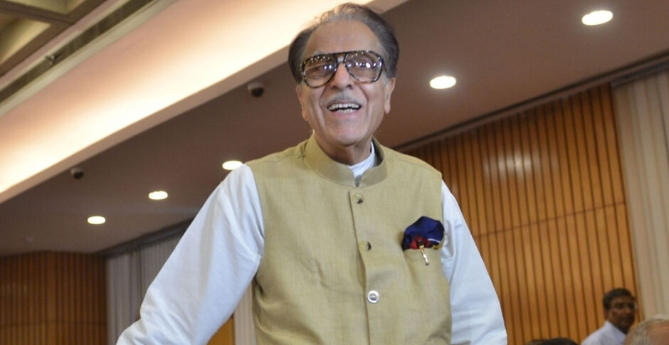 सरकार ने कहा आजाद व्यक्ति हैं सैफुद्दीन सोज, लेकिन सोज ने कहा मैं अभी भी नजरबंद हूं सरकार ने कहा आजाद व्यक्ति हैं सैफुद्दीन सोज, लेकिन सोज ने कहा मैं अभी भी नजरबंद हूं