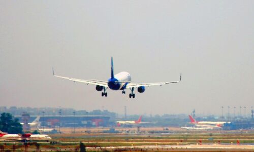 दिल्ली पुलिस ने 15 अगस्त तक हवाई वस्तुओं के उड़ाने पर प्रतिबंध लगाया