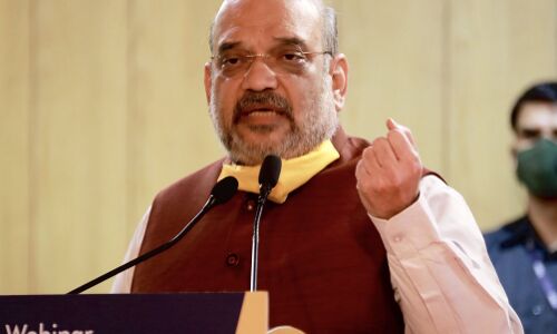 कोरोना पॉजिटिव अमित शाह मेदांता में हुए भर्ती, लगता है सरकारी अस्पतालों पर नहीं उन्हें भरोसा