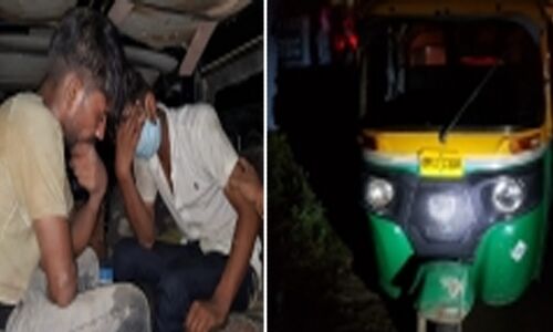 यूपी : देर रात महिला को अगवा कर भाग रहे थे दो बदमाश, पुलिस ने मुठभेड़ के बाद किए गिरफ्तार