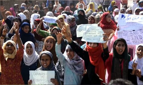 कश्मीर की डॉमिसाइल नीति बदलने से वहां के मूलवासियों की बेदखली का बढ़ा खतरा