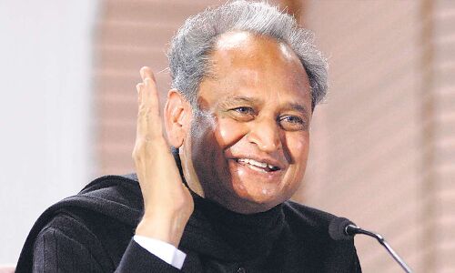 राजस्थान : कांग्रेस ने विश्वास मत हासिल करने के लिए स्पीकर को दिया नोटिस