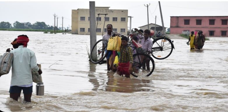 बिहार में बाढ़ से 21 लोगों की मौत, 69 लाख की आबादी प्रभावित