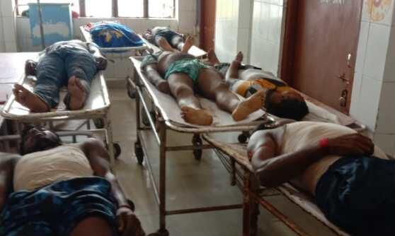 झारखंड में लैट्रिन की टंकी में एक के बाद एक गिरने से 6 सफाईकर्मियों की मौत