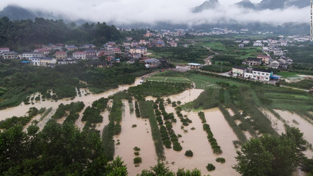 चीन में भयंकर बाढ़ से 5.5 करोड़ किसान तबाह, पश्चिमी देशों से तनातनी के कारण हो सकता है भारी खाद्य संकट