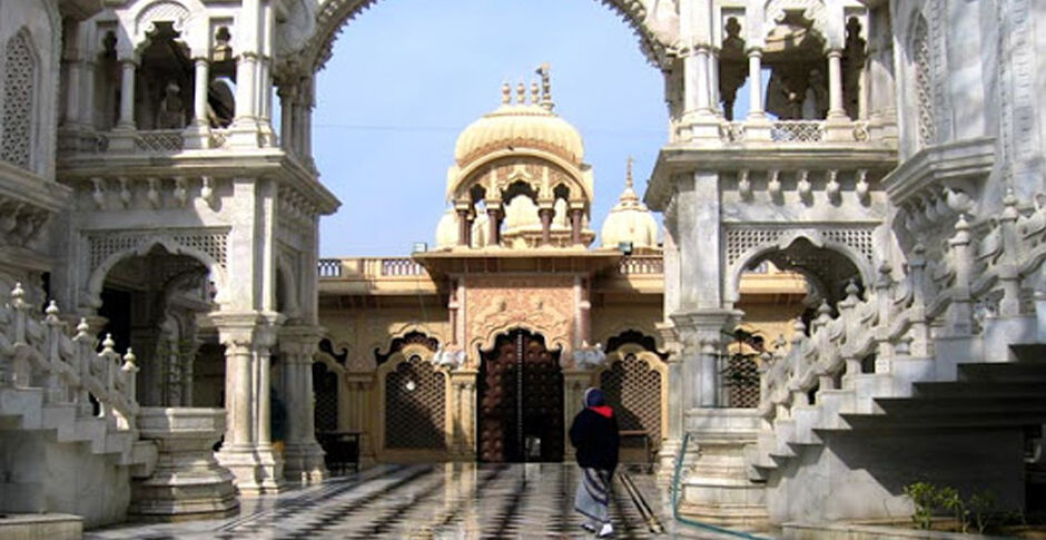 यूपी:  वृंदावन का इस्कॉन मंदिर सील, पुजारियों समेत 22 लोग कोरोना पॉजिटिव