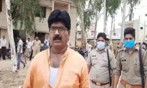 अलीगढ: क्या सच मे थानेदार ने की भाजपा विधायक की कुर्ता फाड़ पिटाई, जिसके आरोप में सीएम योगी ने किया सस्पेंड