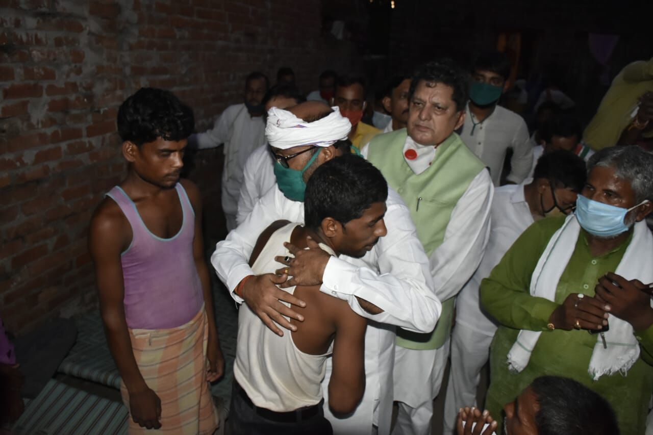 कानून व्यवस्था को लेकर फर्जी आंकड़े तैयार करना ही योगी की टीम 11 का काम- अजय लल्लू