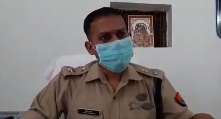 आगरा में फाइनेंस कंपनी के कर्मचारियों ने सवारी सहित बस को किया हाइजैक, मचा हड़कंप