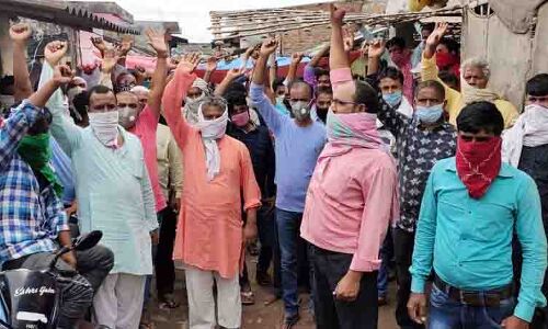 दुकान खोलने के लिए दिया जा रहा कम समय तो नहीं हो रही बिक्री, आक्रोशित हुए व्यवसायी दुकान खोलने के लिए दिया जा रहा कम समय तो नहीं हो रही बिक्री, आक्रोशित हुए व्यवसायी