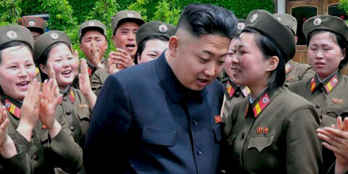 उत्तर कोरिया में लोगों के हंसने या खुश होने पर लगा बैन