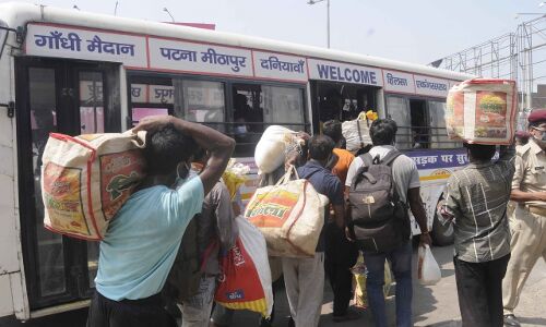 बिहार में आज से सार्वजनिक परिवहन चलाने का आदेश, कोरोना बचाव की सख्ती रहेगी बरकरार