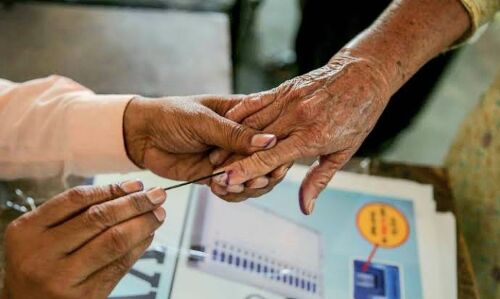 अभी एक साल और नहीं होंगे जम्मू-कश्मीर में विधानसभा चुनाव, अगले साल नवंबर में होने के आसार