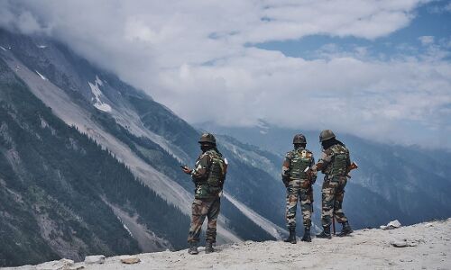 India-China Clash : भारत-चीन सीमा पर 45 साल बाद गोली चली, भारतीय सैनिकों ने PLA जवानों को खदेड़ा