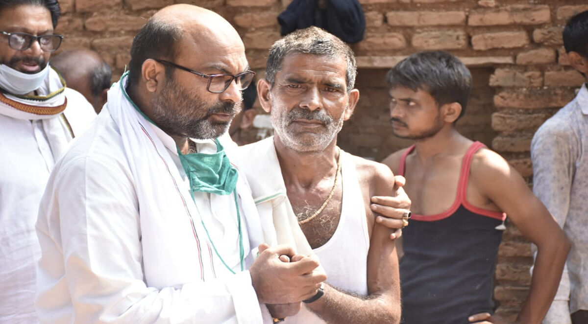 भाजपा की किसान विरोधी नीतियों का अभिशाप झेलने को मजबूर बुन्देलखण्ड के किसान- अजय कुमार लल्लू