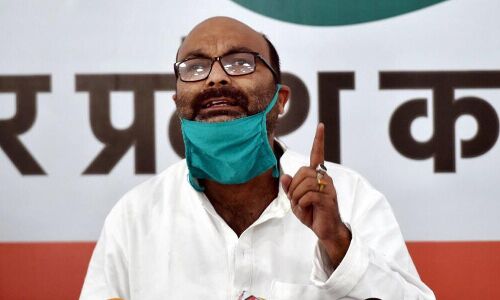 सरकार जनित महंगाई से टूट गई जनता की आर्थिक कमर, जमाखोरों को मिली है जनता को लूटने की खुली छूट- अजय लल्लू