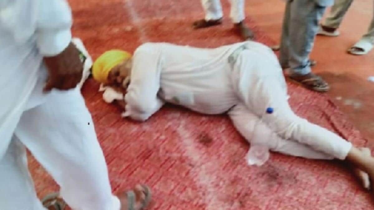 कृषि बिल का विरोध: पूर्व CM प्रकाश सिंह बादल के घर के बाहर किसान ने खाया जहर