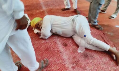 मोदी के कृषि विधेयक के विरोध में जहर खाने वाले किसान की मौत, किसान संगठनों ने घोषित किया पहला शहीद