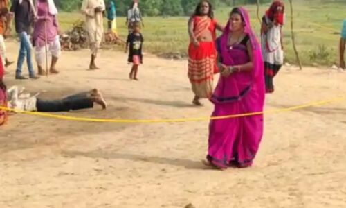 बांदा में मृत  तांत्रिक के बेटों ने चलाया अंधविश्वास का ऐसा खेल कि असाध्य रोगों के इलाज के लिए जुटने लगी भीड़