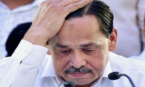 UP के पूर्व मंत्री नसीमुद्दीन सिद्दीकी पर लटकी गिरफ्तारी की तलवार, 5 अन्य के खिलाफ भी गिरफ्तारी वारंट