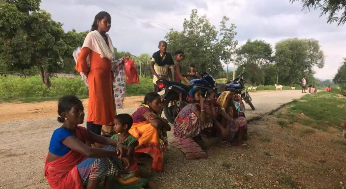 छत्तीसगढ के जेल में नक्सल हमले के आरोप में बंद हैं 120 आदिवासी,  3 साल बाद भी नहीं शुरू हुआ केस