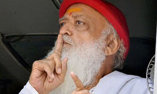 नाबालिग रेप मामले में जेल में उम्रकैद की सजा काट रहे आसाराम के बैरक में मिला मोबाइल फोन