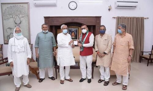 अभी-अभी: जदयू में शामिल हुए पूर्व डीजीपी गुप्तेश्वर पाण्डेय, वीआरएस लेकर आए थे चर्चा में